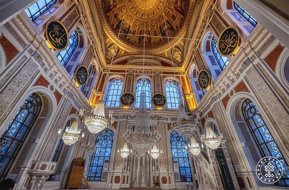 Boğaz’ın İki Yakası: Asya-Avrupa Kültür Turu		